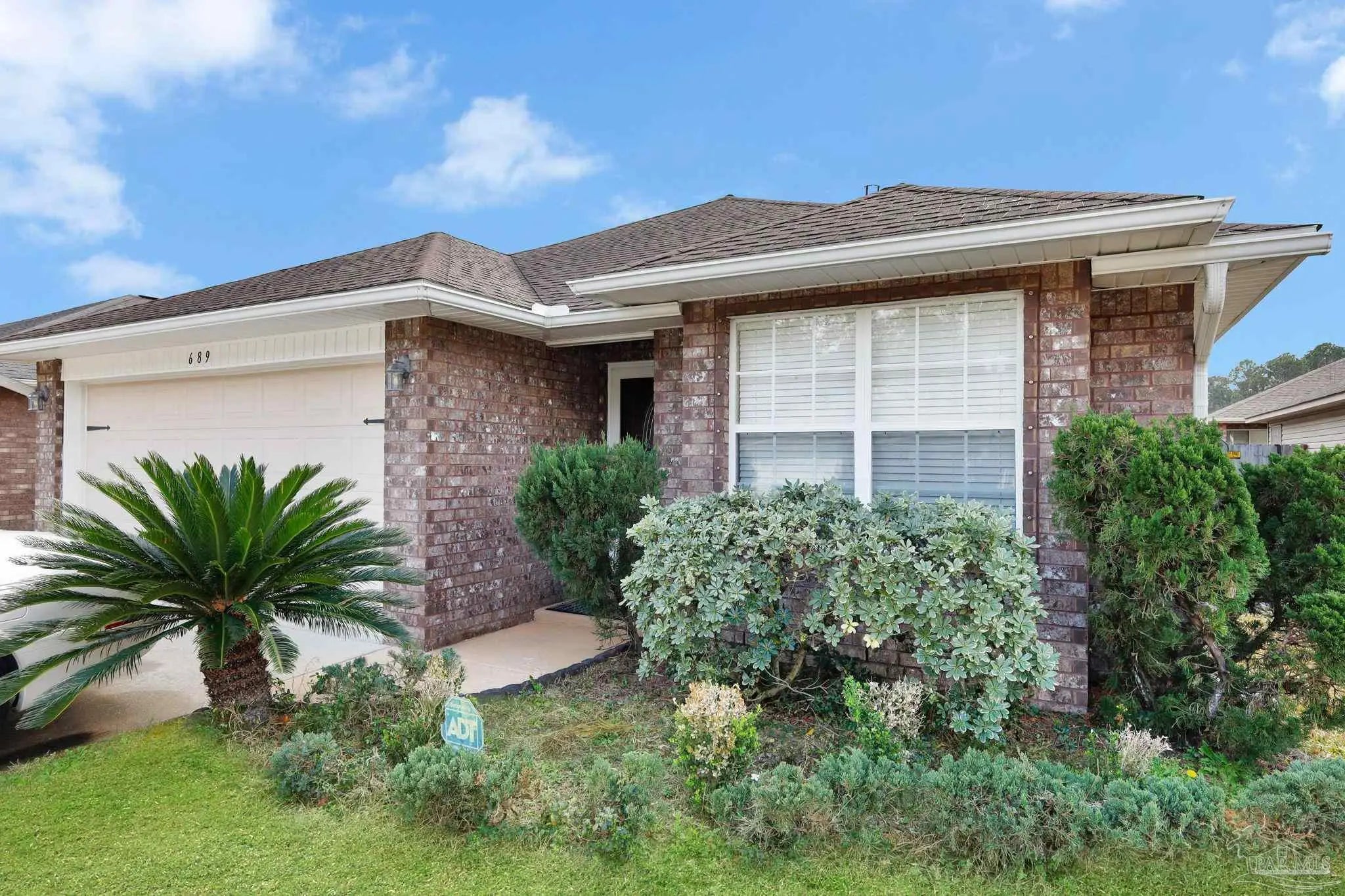 Photo of Listing #676639