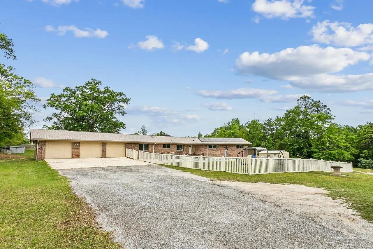 Photo of Listing #680632