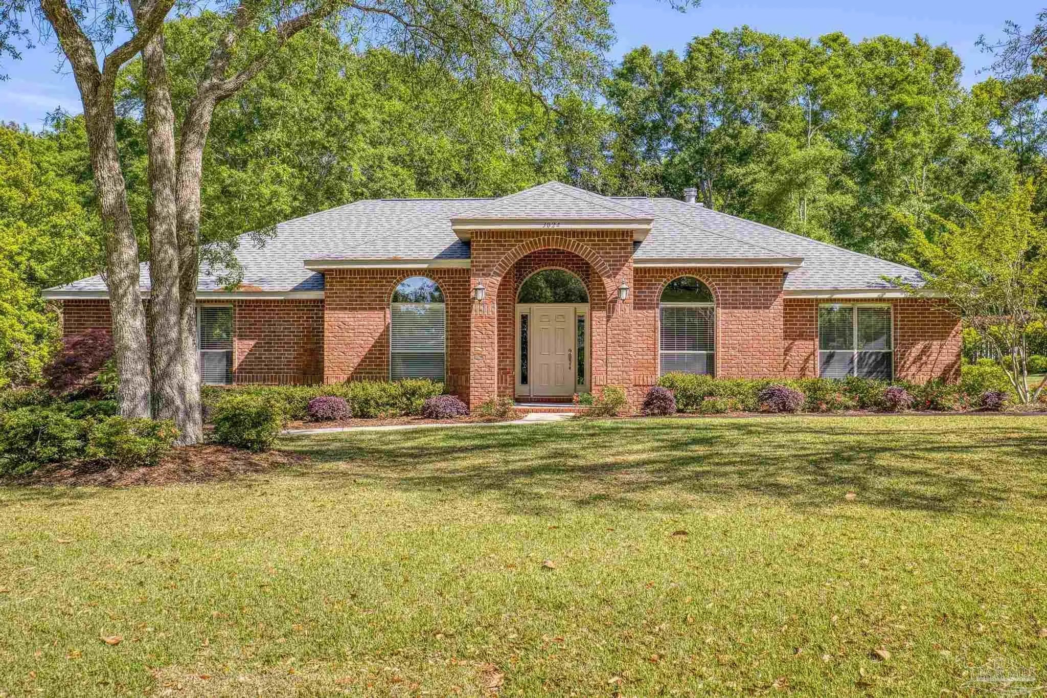 Photo of Listing #680704