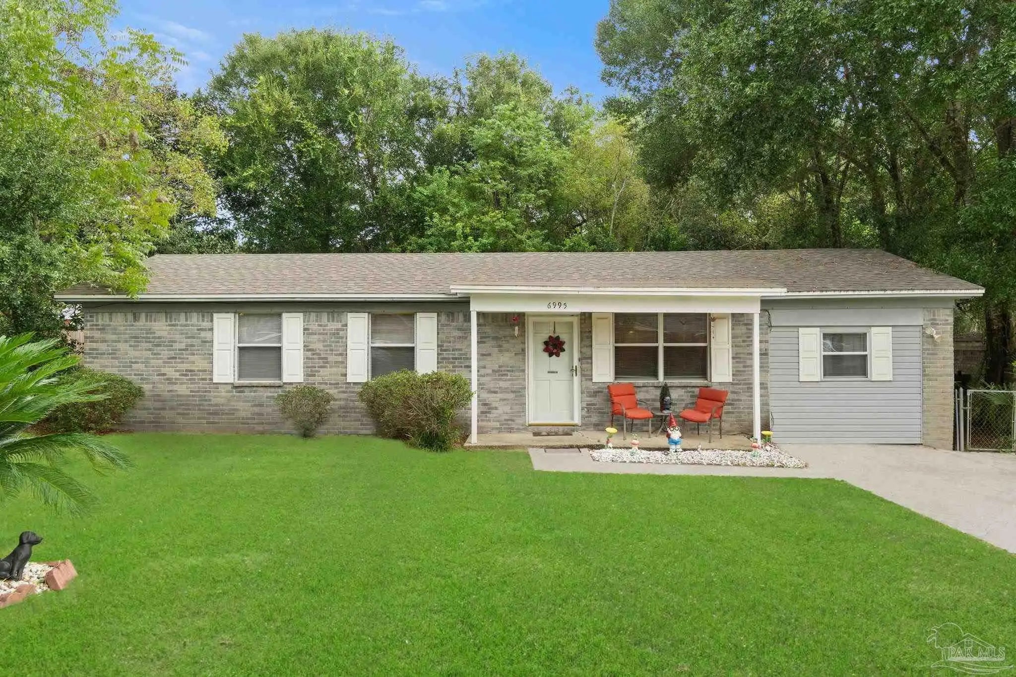 Photo of Listing #672174