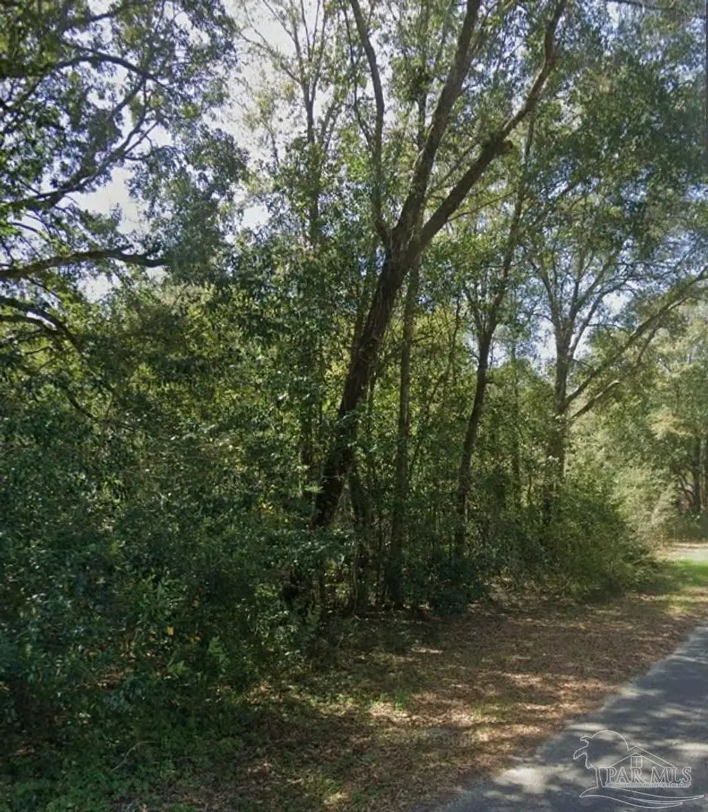 6214 Montgomery Ave, Pensacola