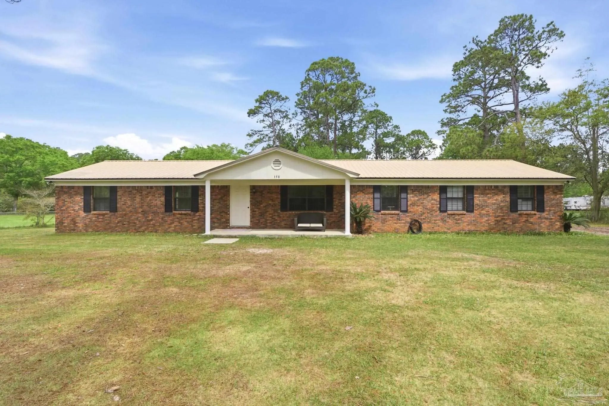 Photo of Listing #680442