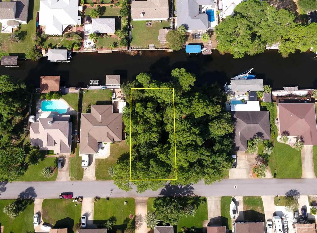 1621 Mauna Kea Ct, Gulf Breeze