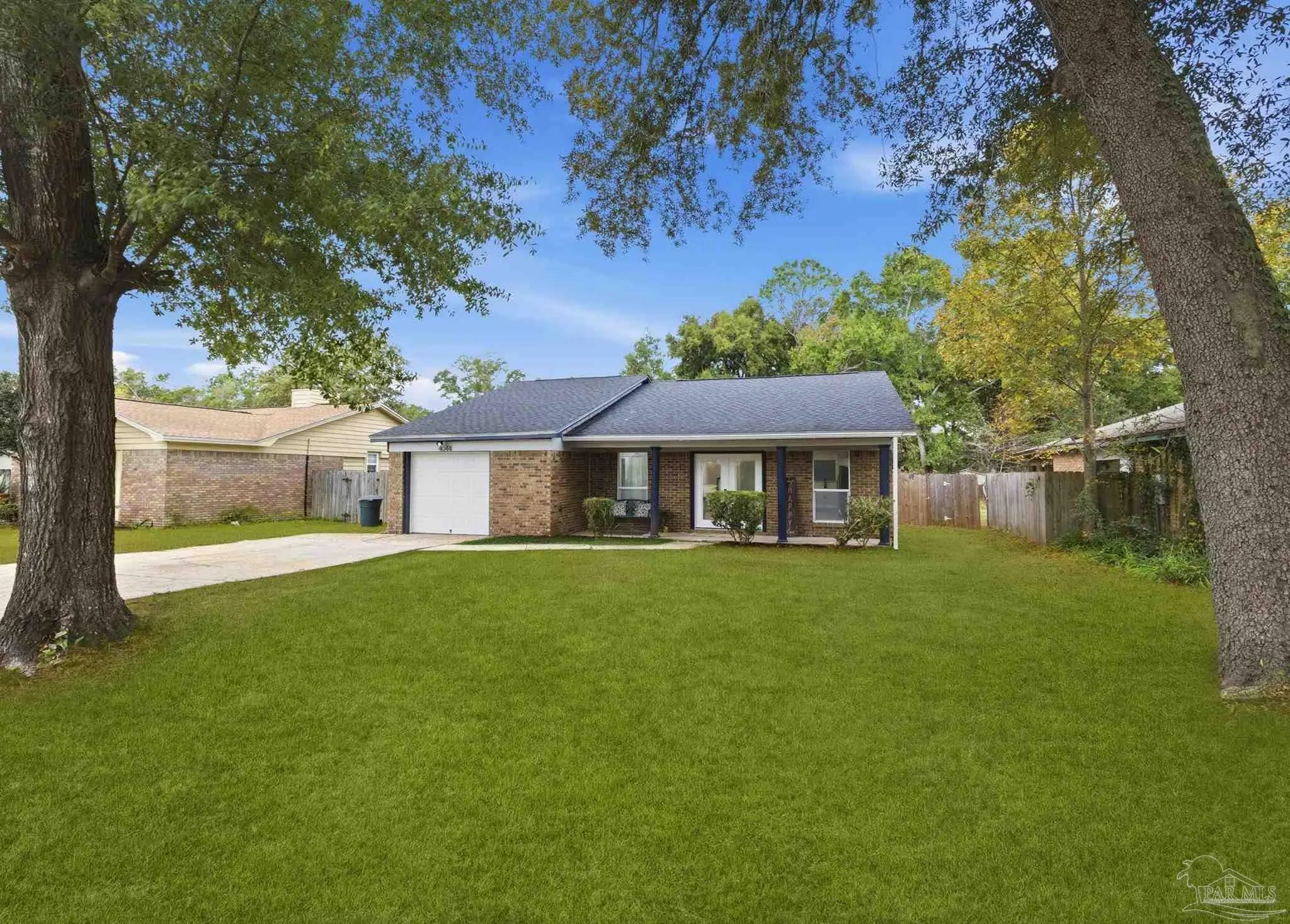 Photo of Listing #674415