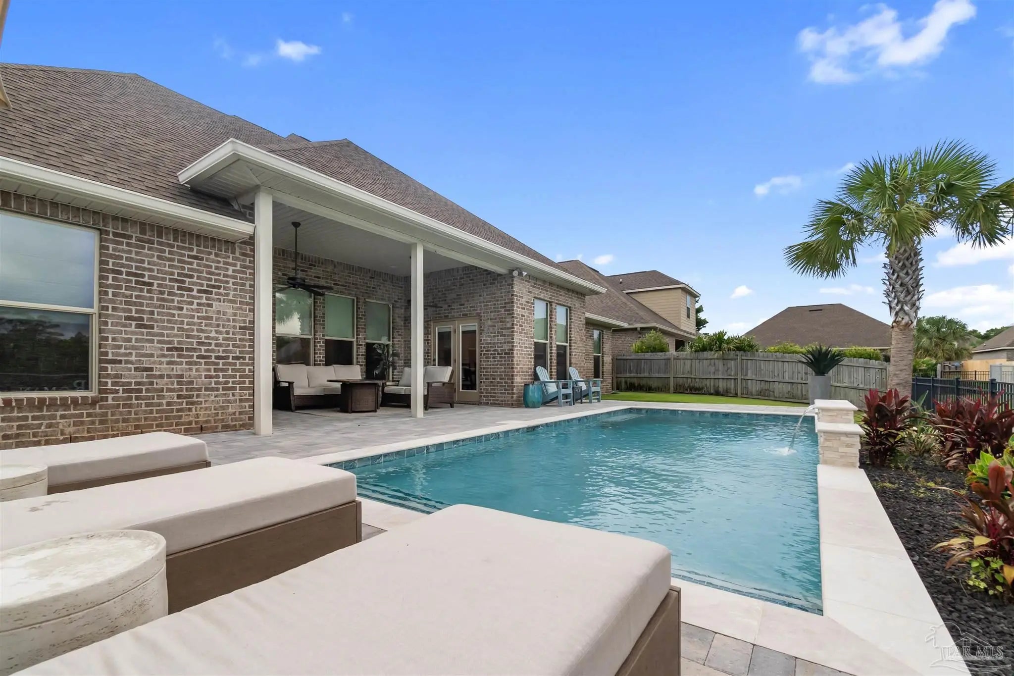 Photo of Listing #669842