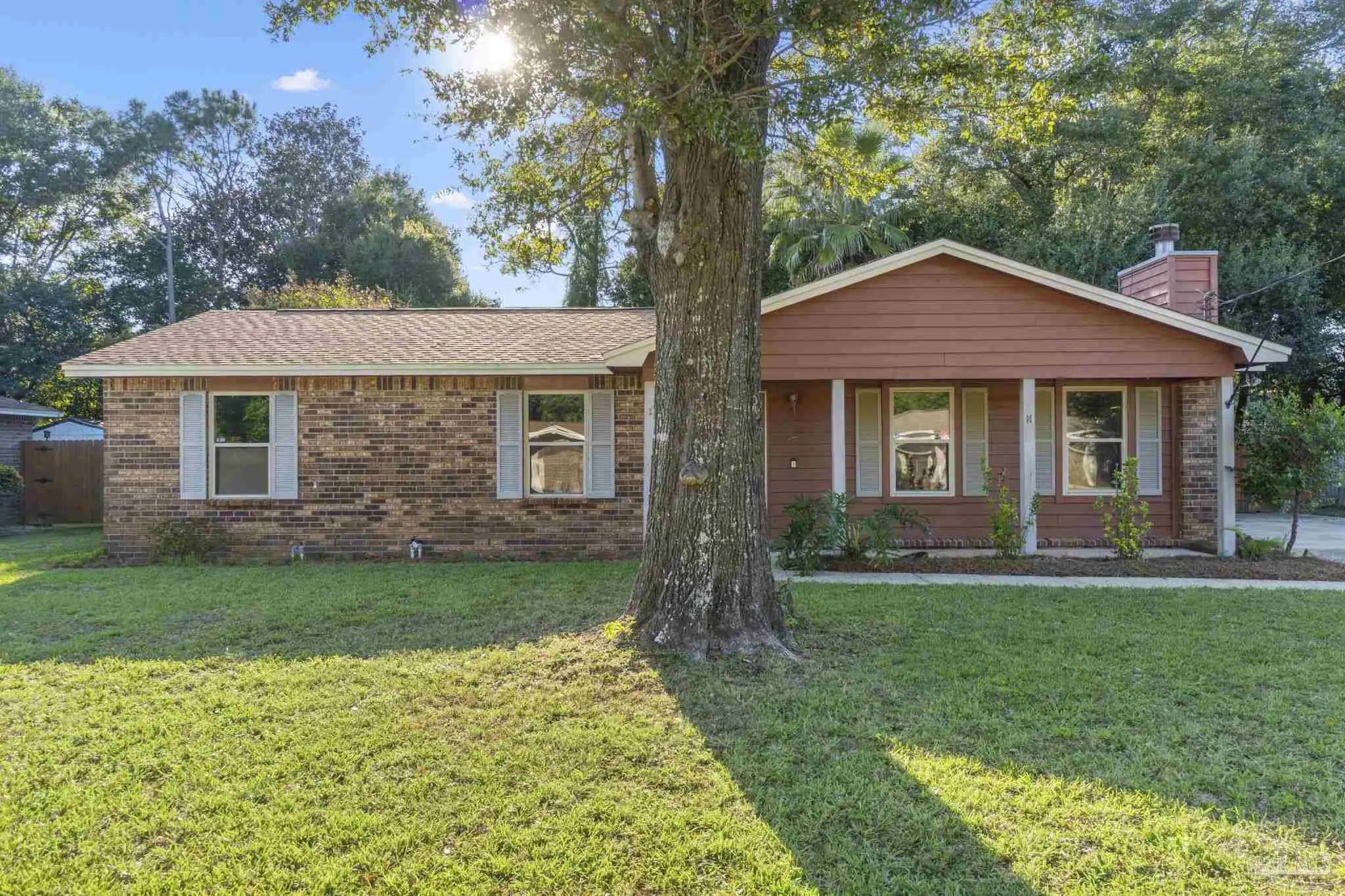 Photo of Listing #672449