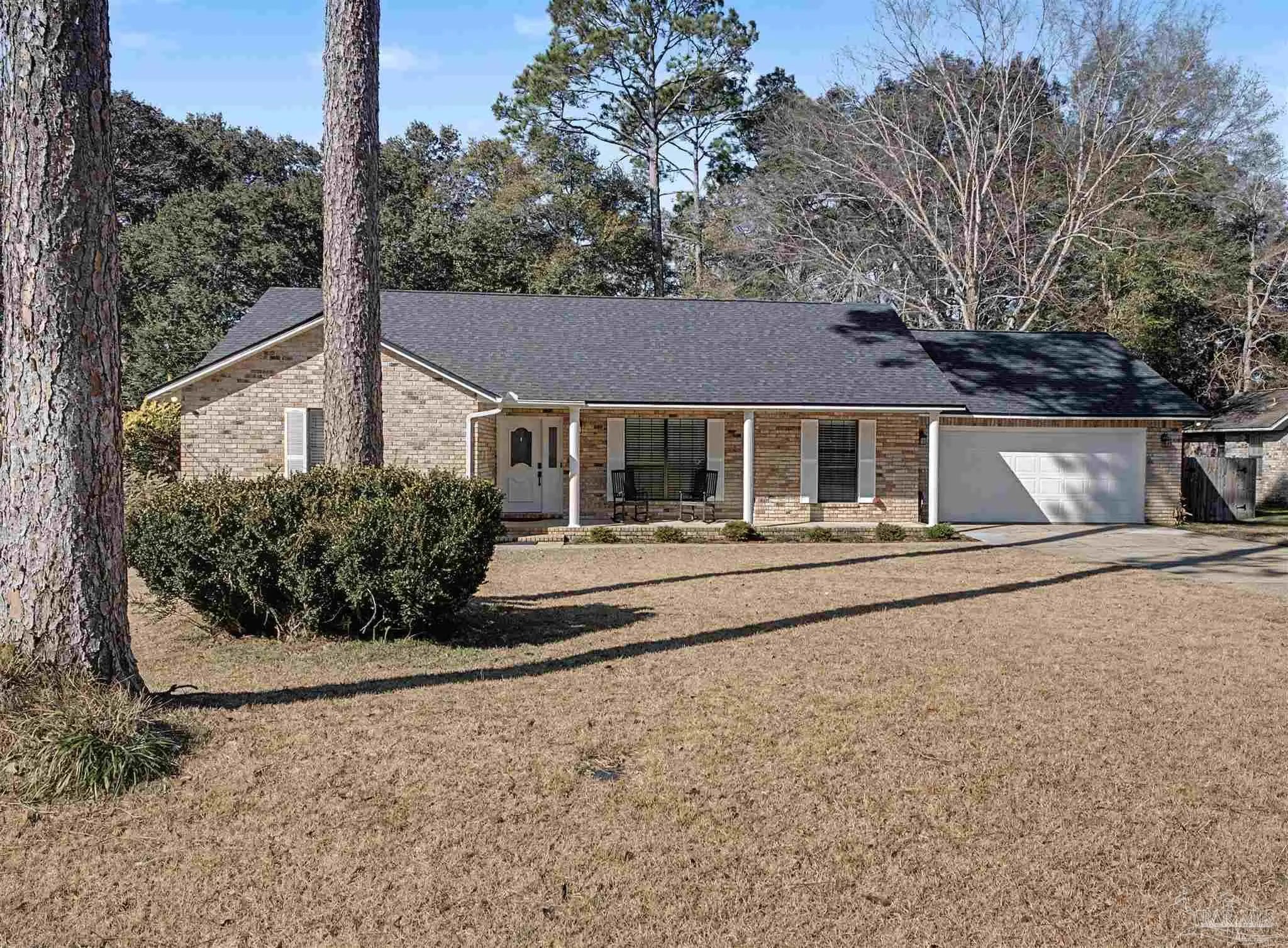 Photo of Listing #677316