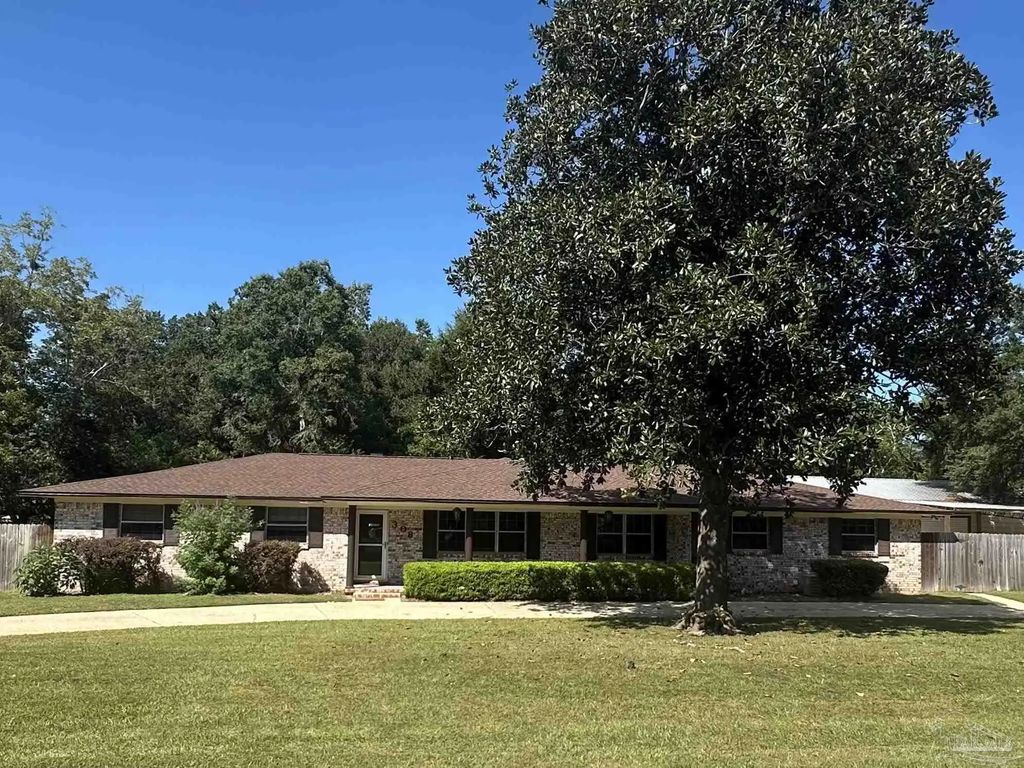 308 Vera St, Pensacola