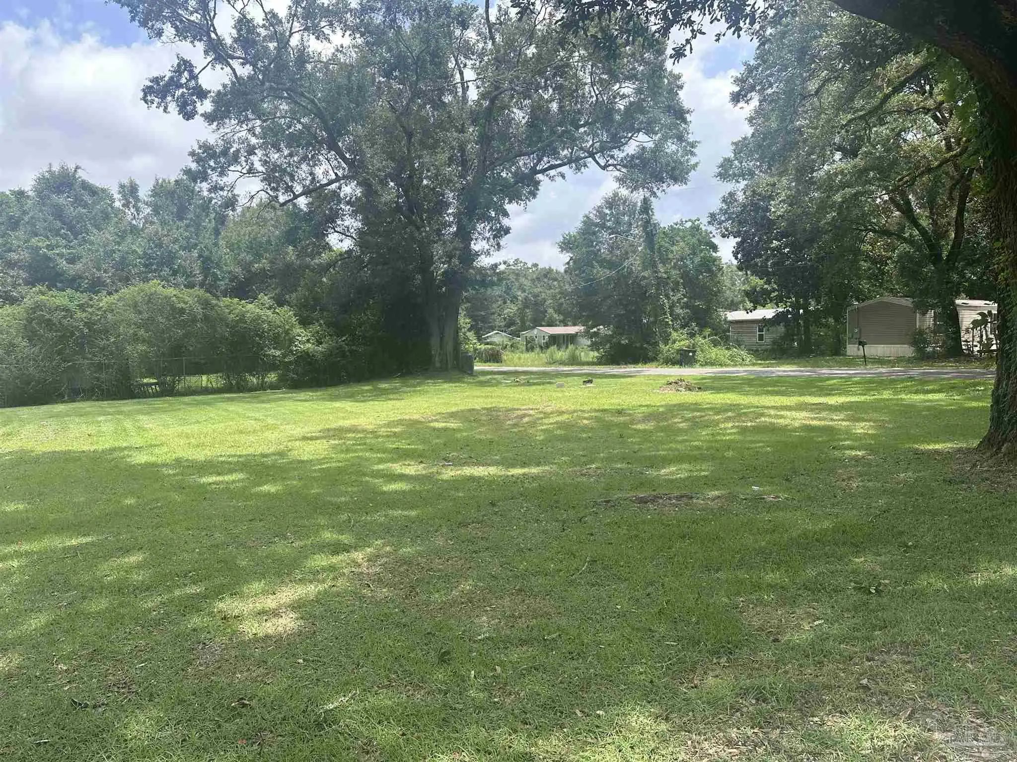 Photo of Listing #684683