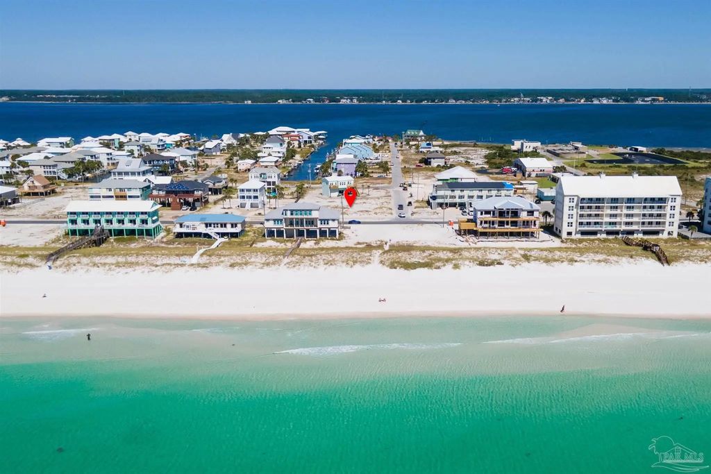 8212 Gulf Blvd, Navarre Beach