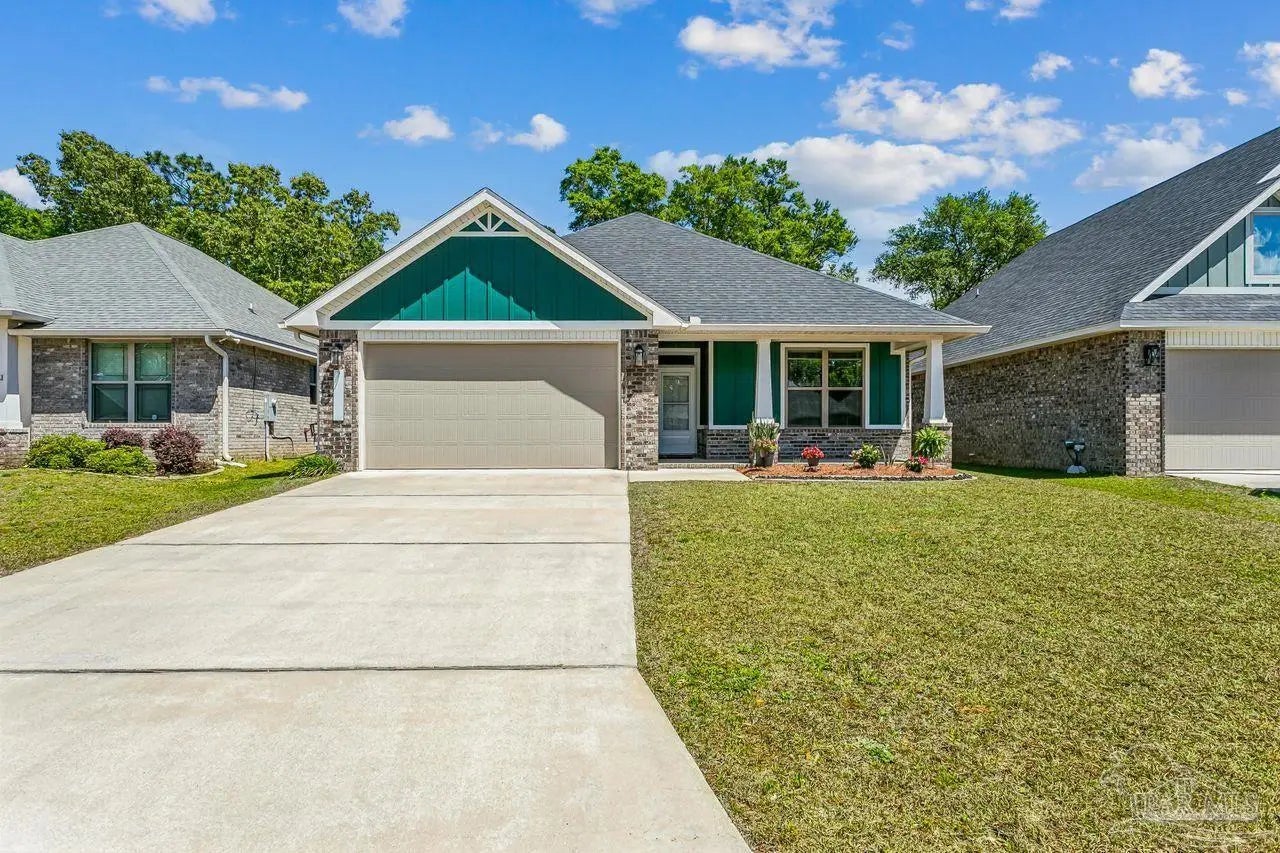 Photo of Listing #680893