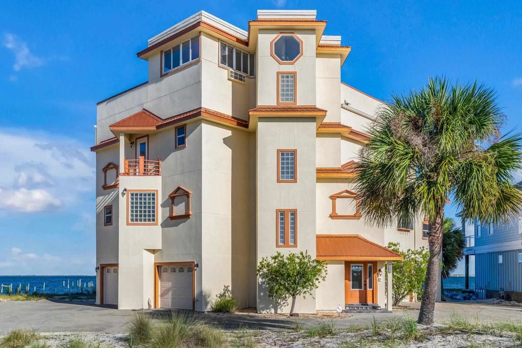 5692 Grande Lagoon Blvd, Pensacola