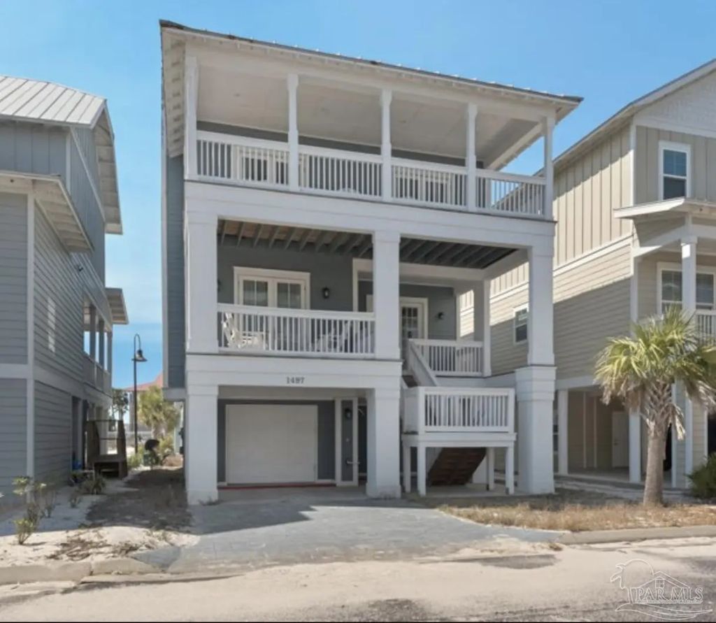 1497 Seaside Cir, Navarre Beach