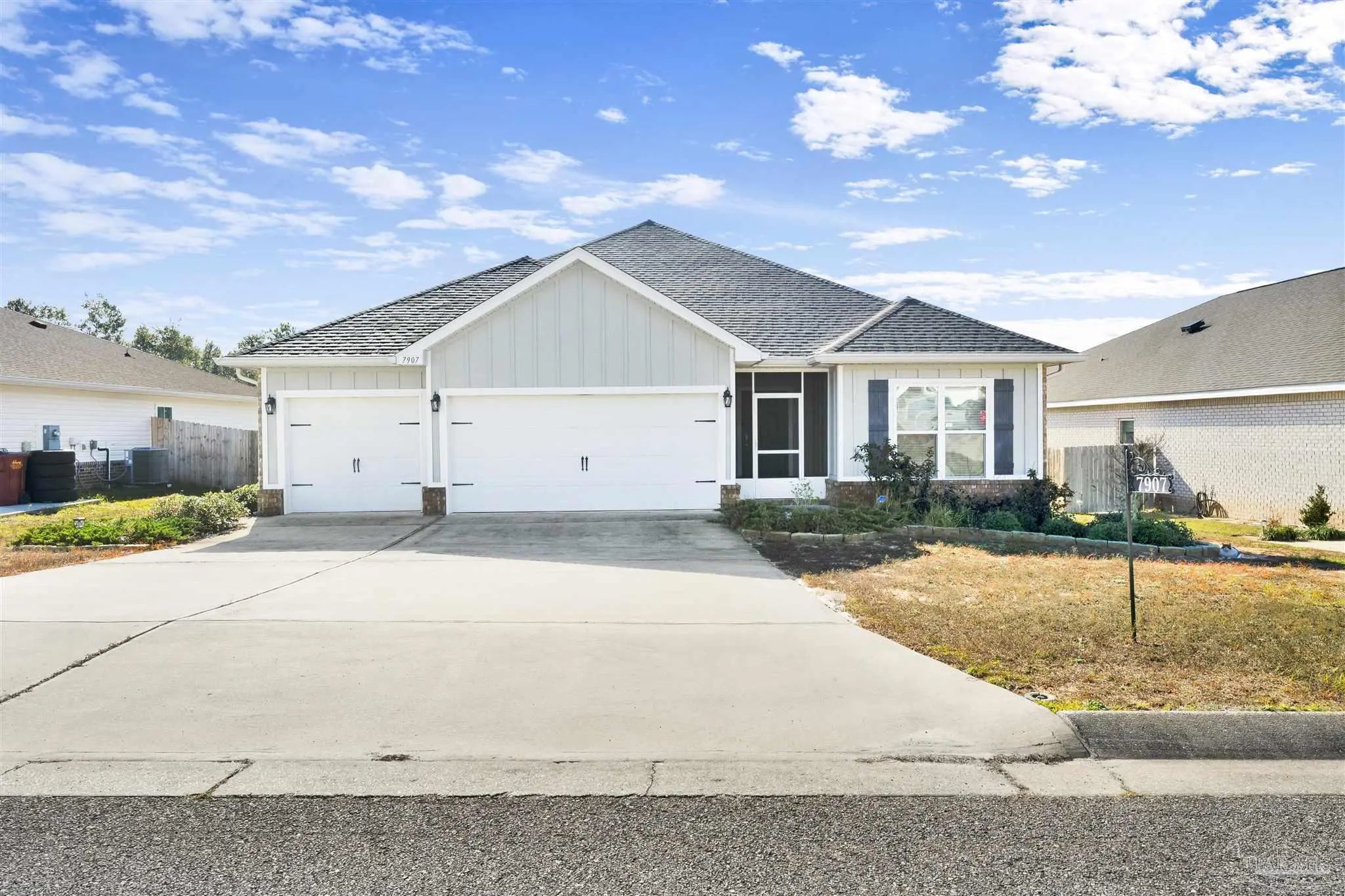 Photo of Listing #674881