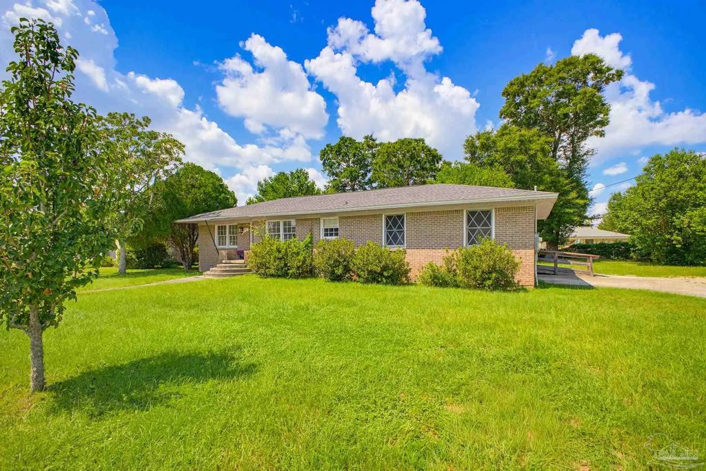 3551 Bonner Rd, Pensacola