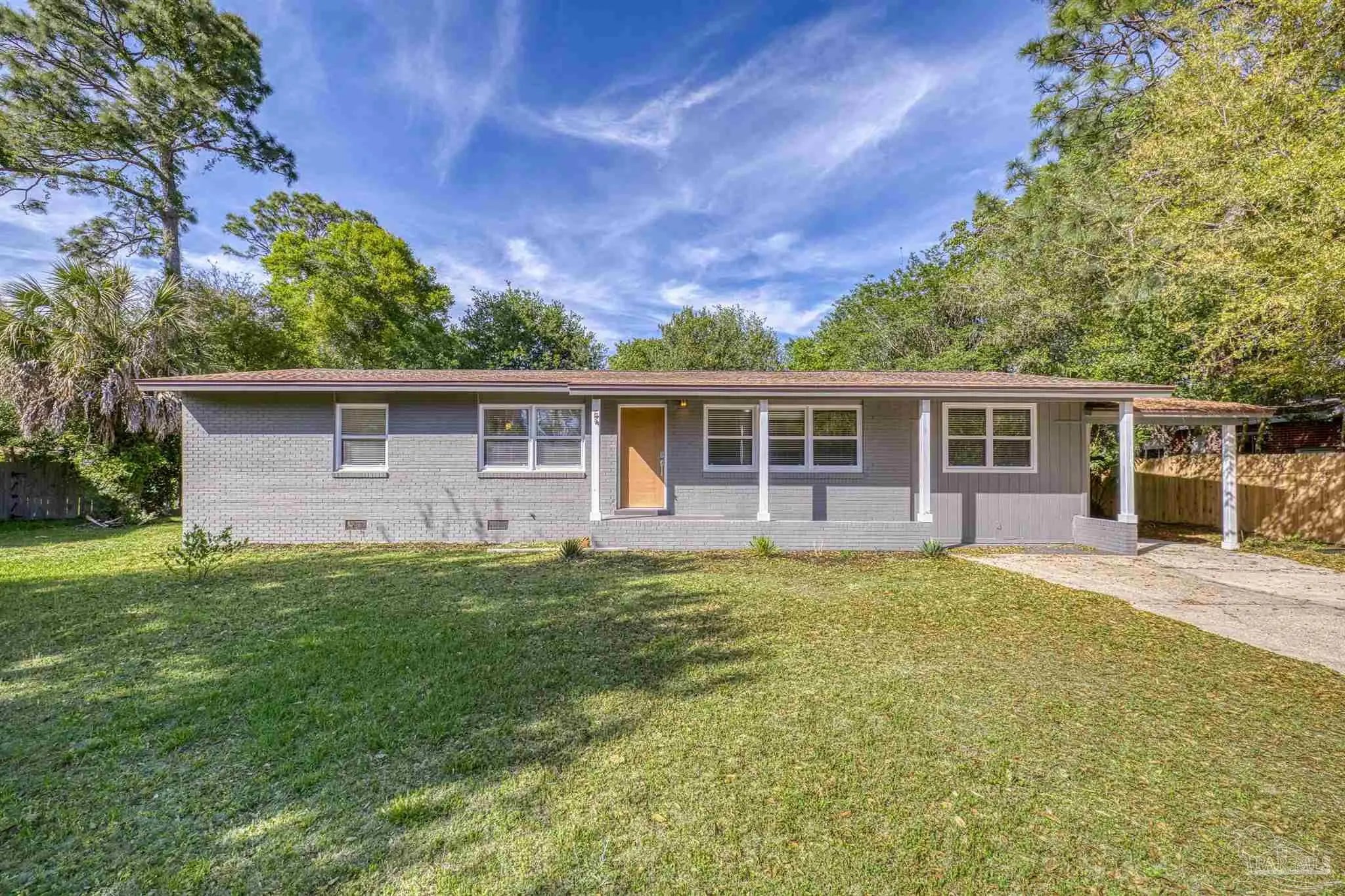 Photo of Listing #680666