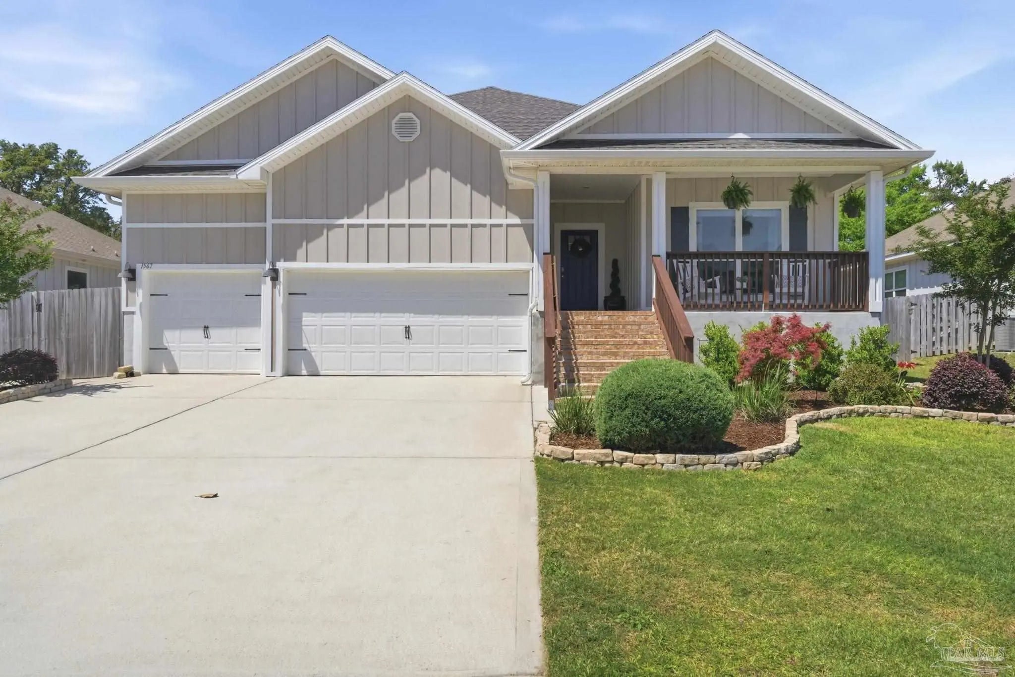 Photo of Listing #681057