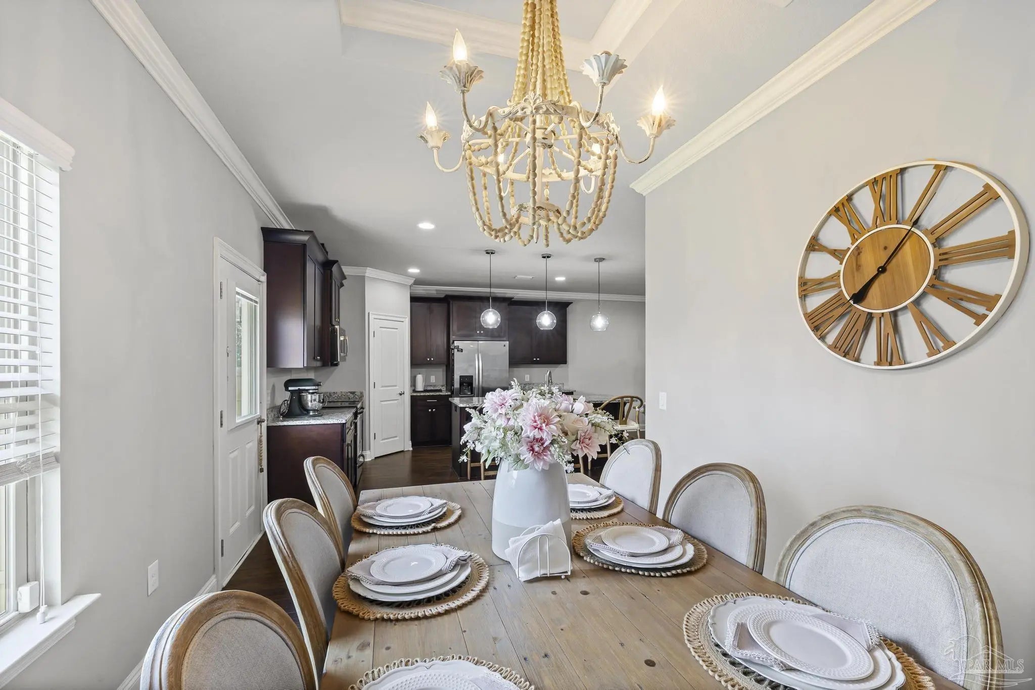 Photo of Listing #670185