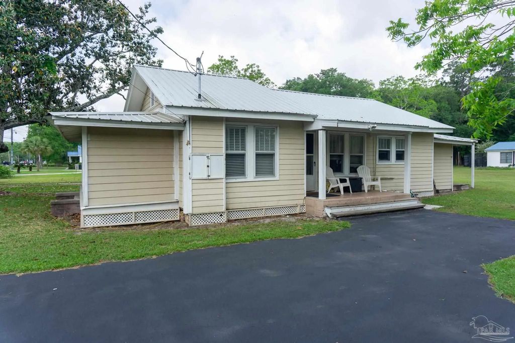 9030 Gulf Beach Hwy, Pensacola