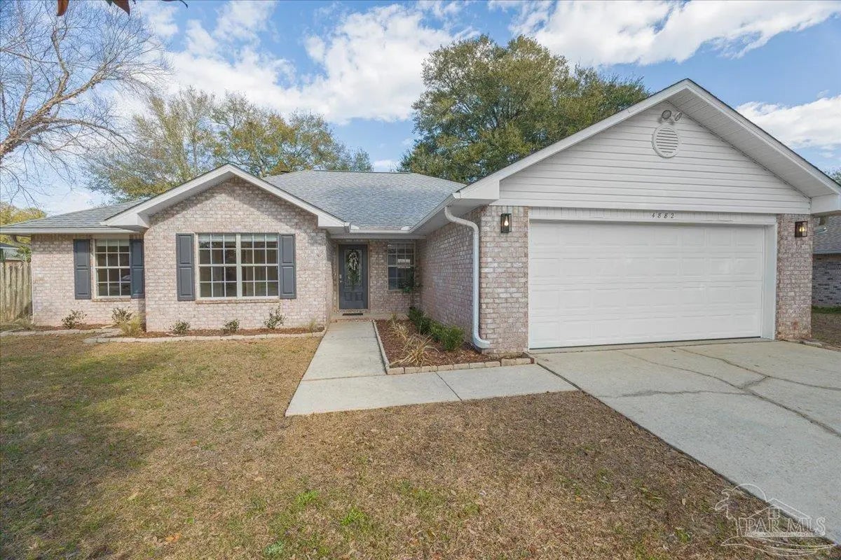 Photo of Listing #677543