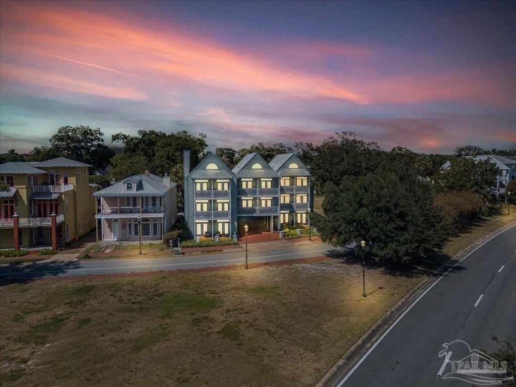 534 E Zarragossa St #4, Pensacola