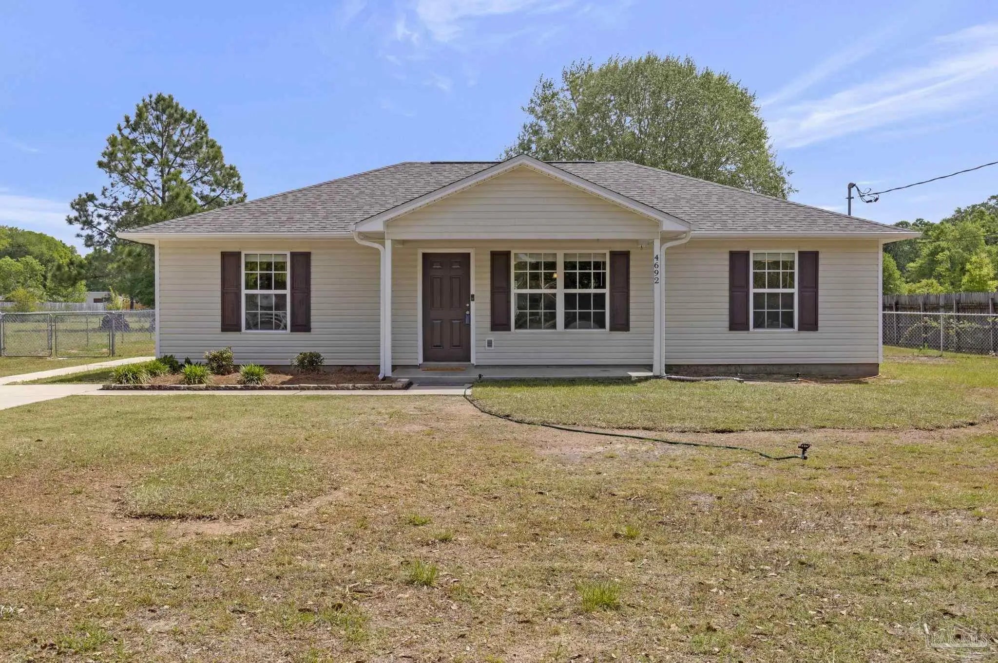 Photo of Listing #680637