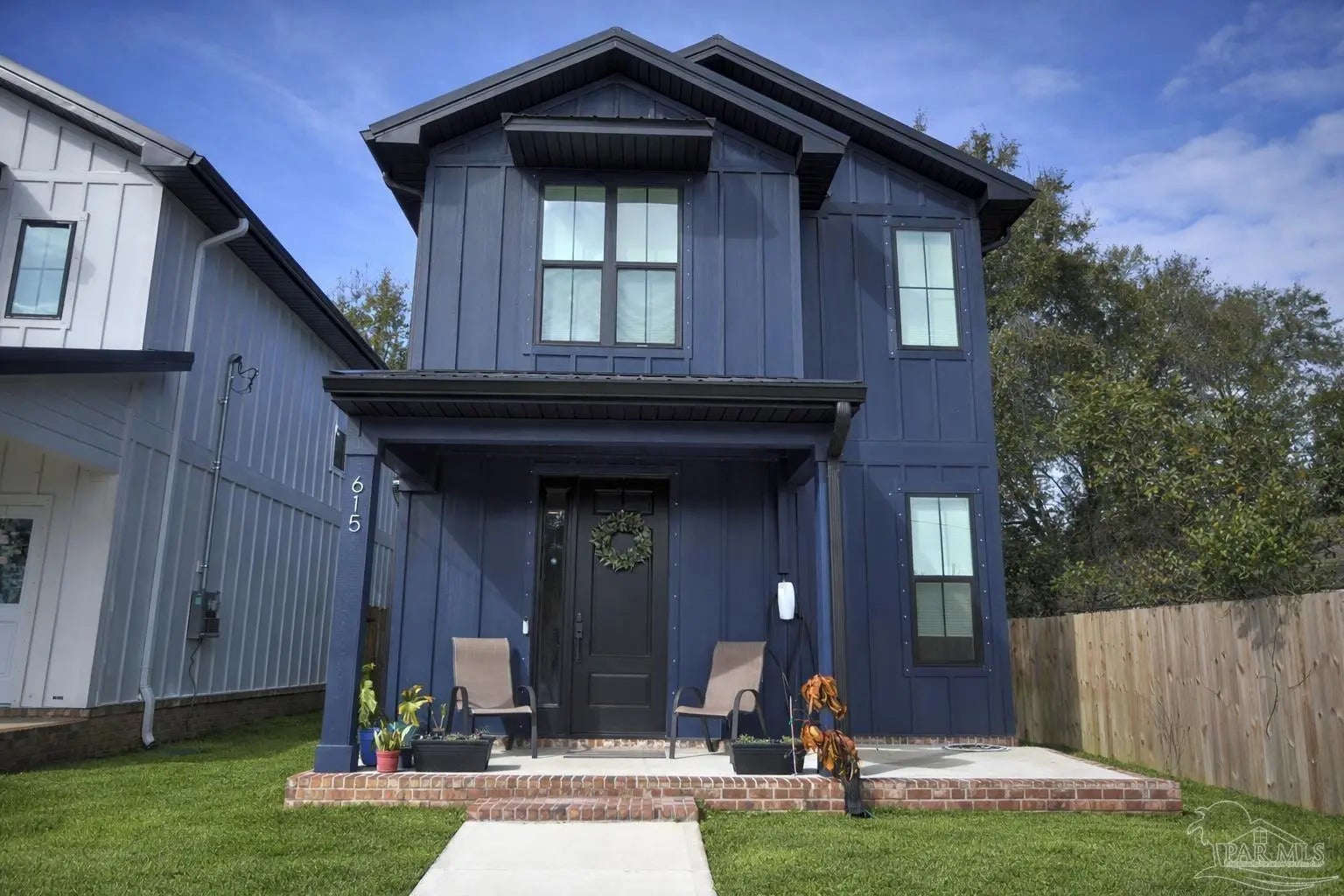 Photo of Listing #678056