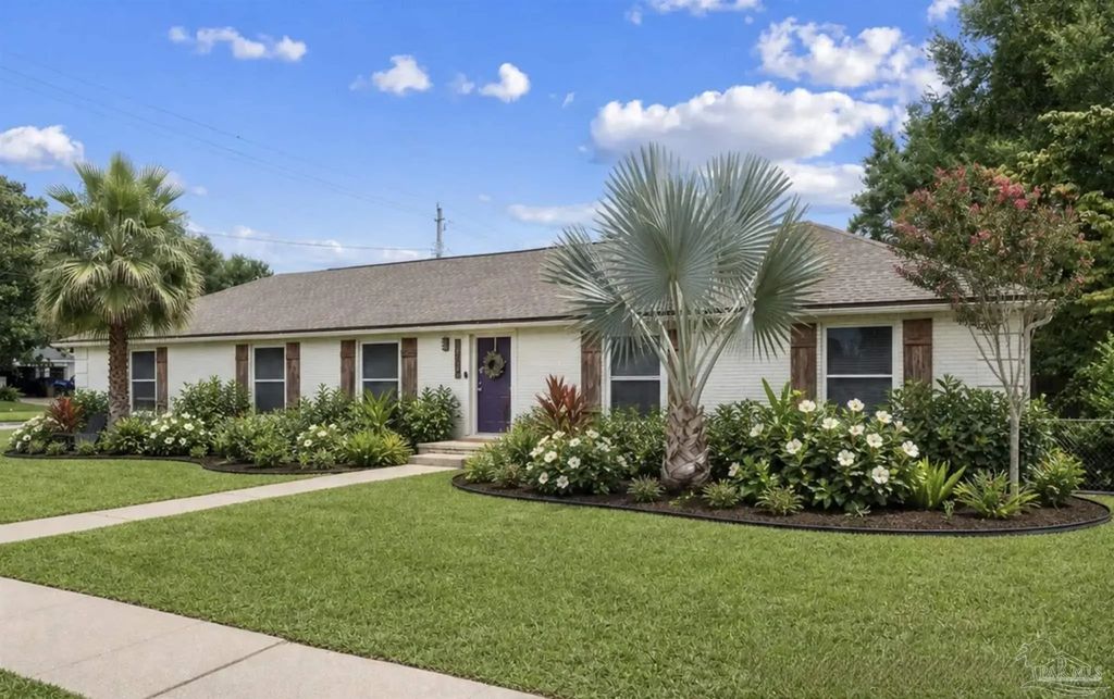 4200 Lynn Ora Dr, Pensacola