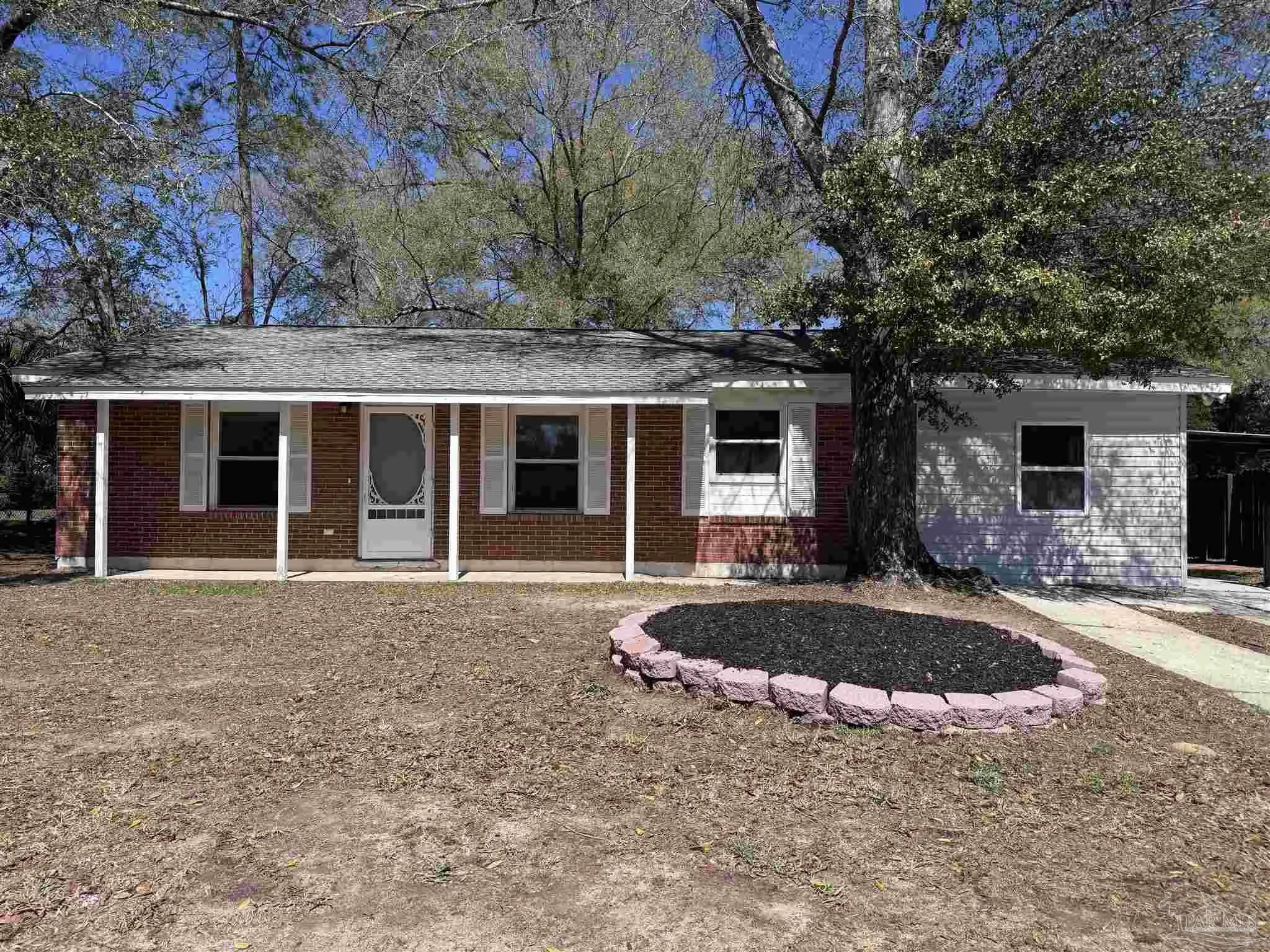 Photo of Listing #679867