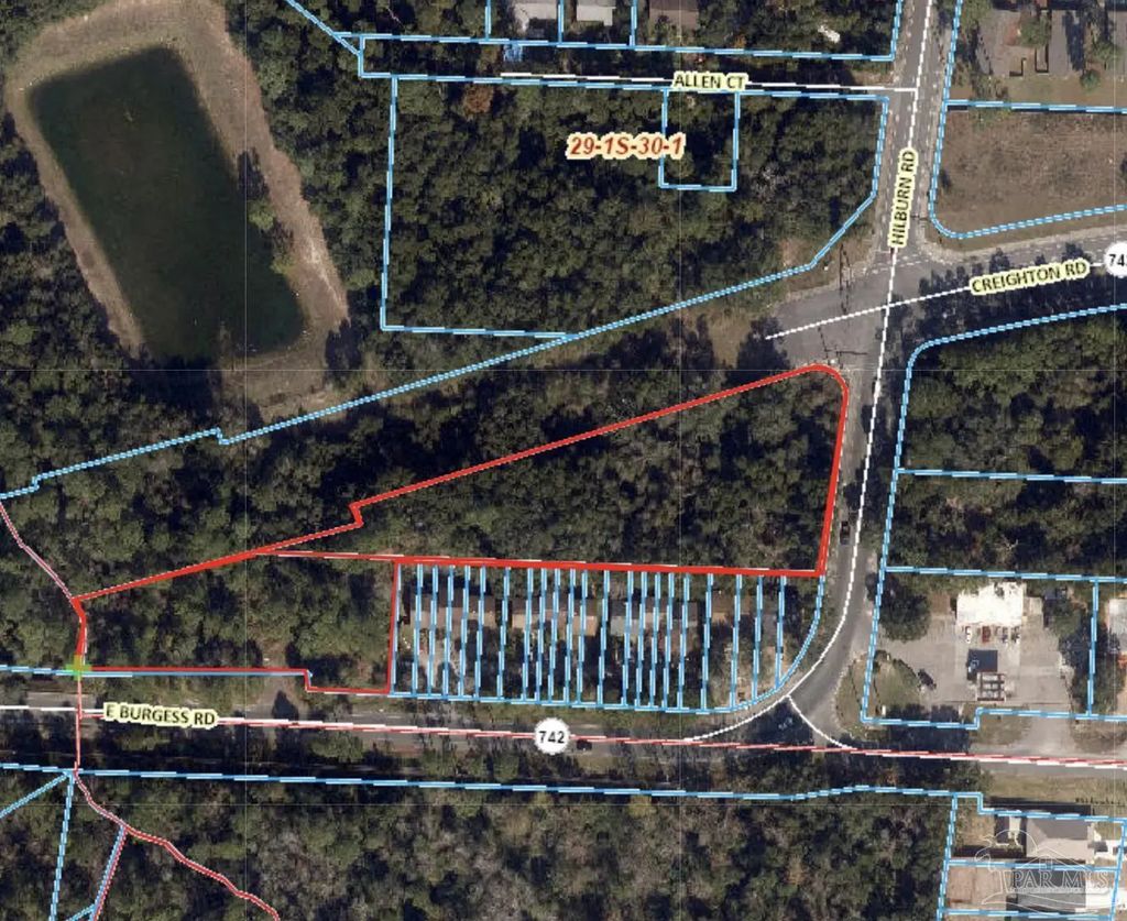 6013 Hilburn Rd, Pensacola