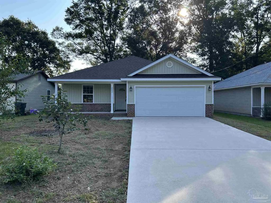 2802 Donley St, Pensacola