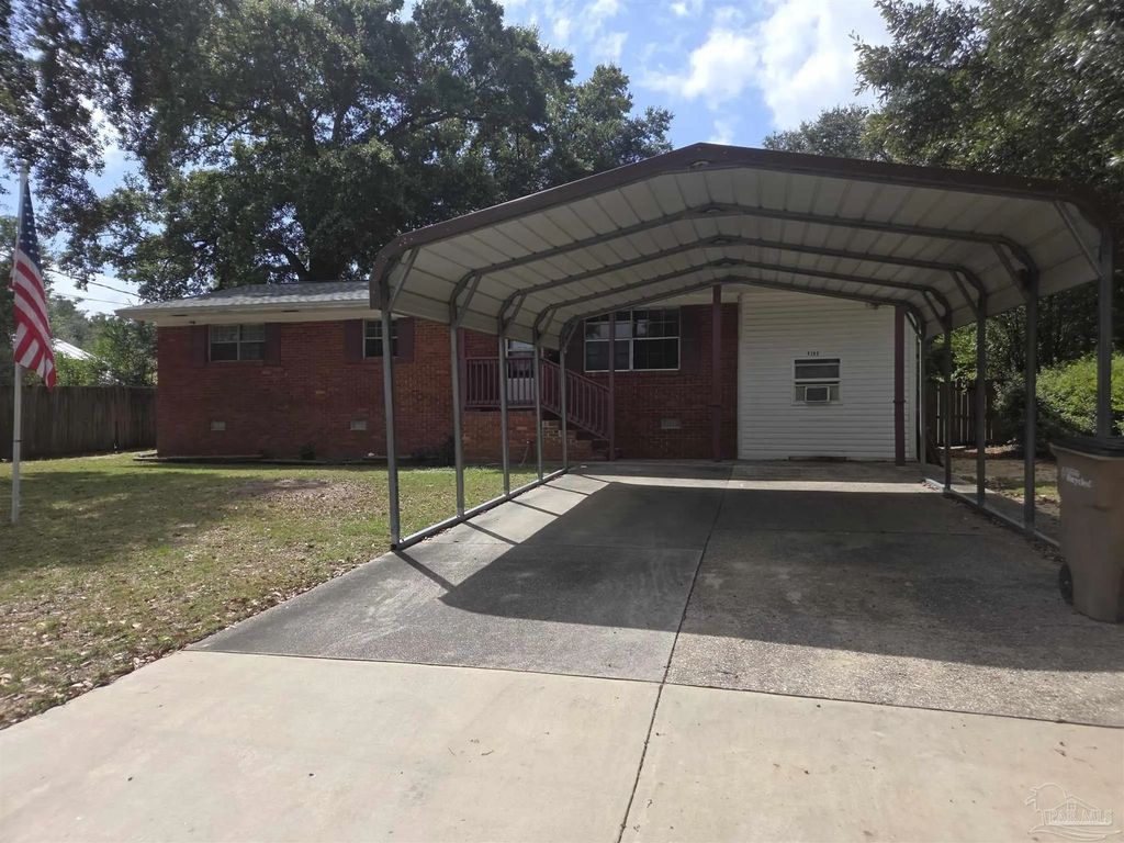 4304 Bishop St, Pensacola