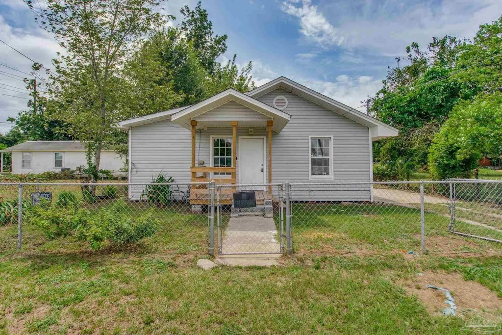 2303 W Brainerd St, Pensacola