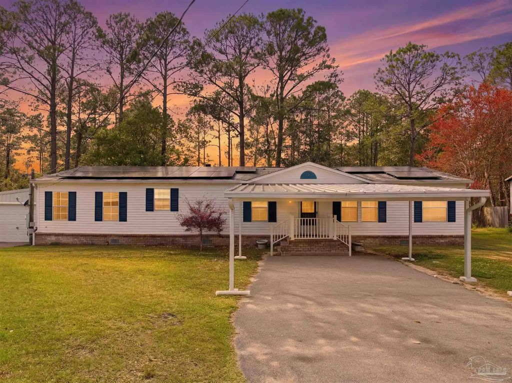 12248 Ailanthus Dr, Pensacola