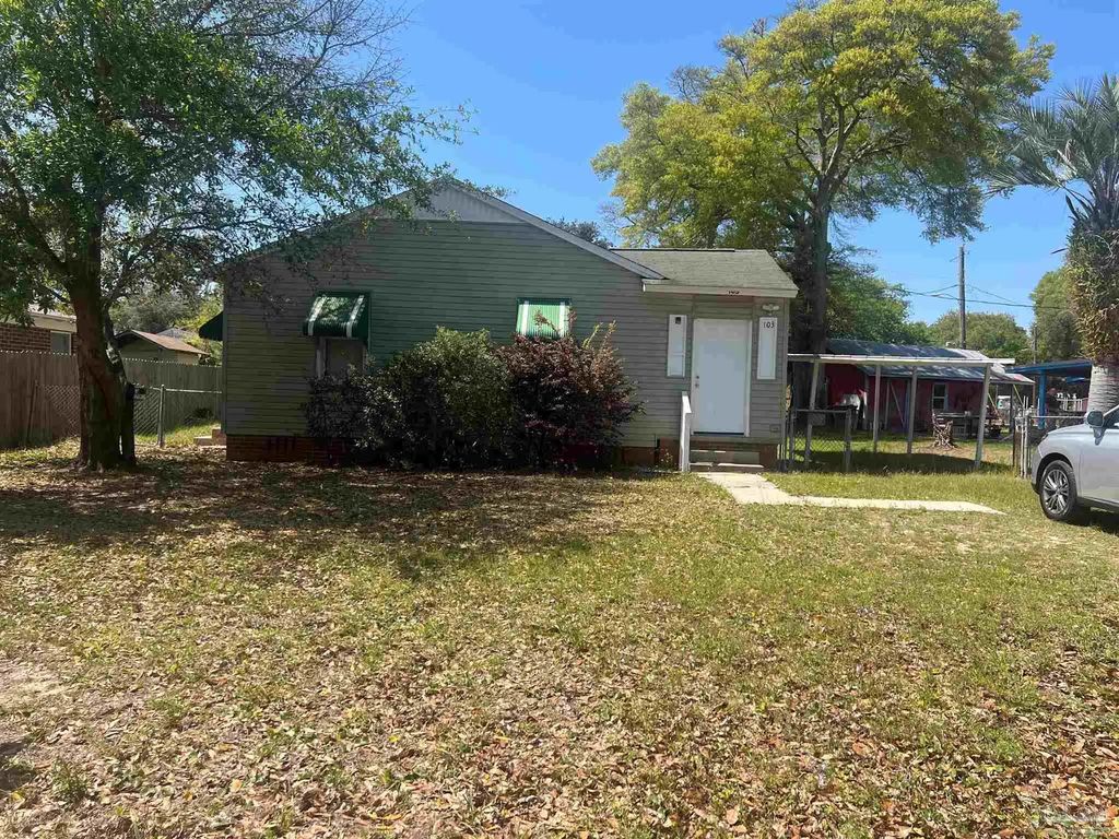 103 Nw Kalash Rd, Pensacola