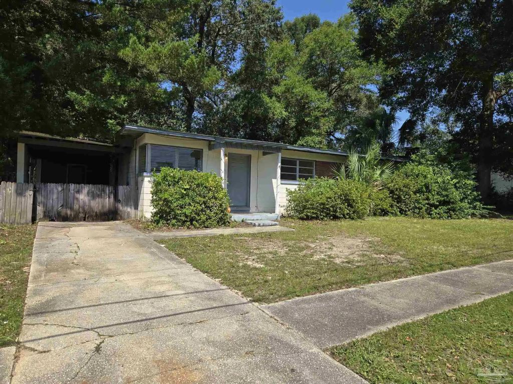 25 Fountain Abbey Dr, Pensacola