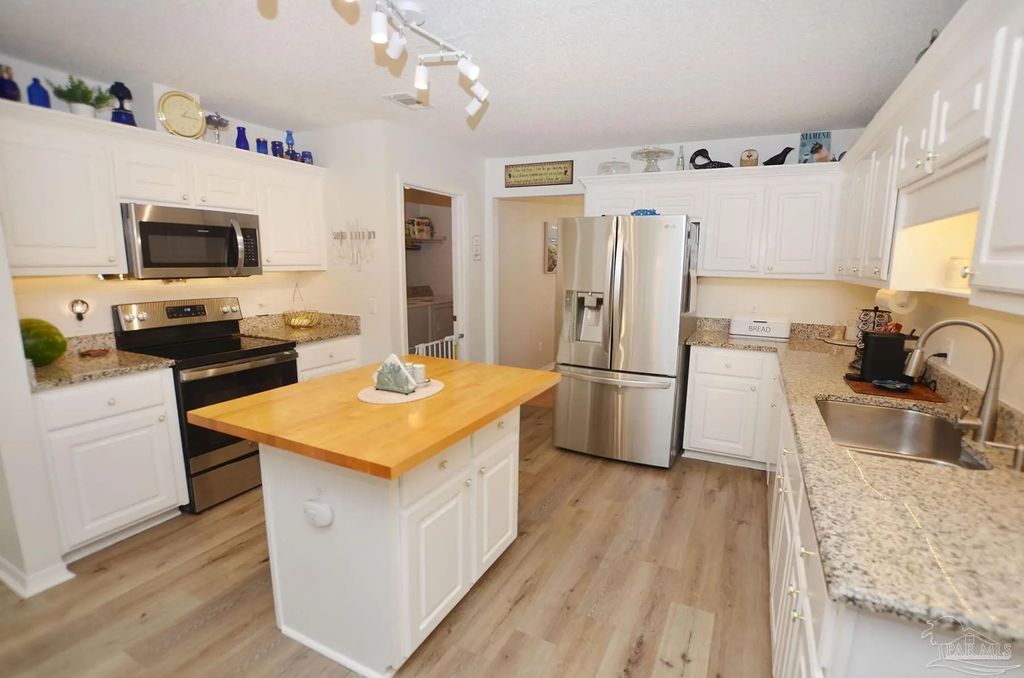 3005 Concho Dr, Pensacola