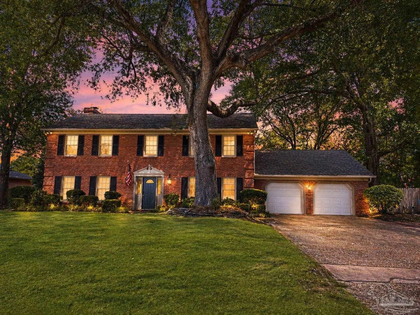 Photo of Listing #681354