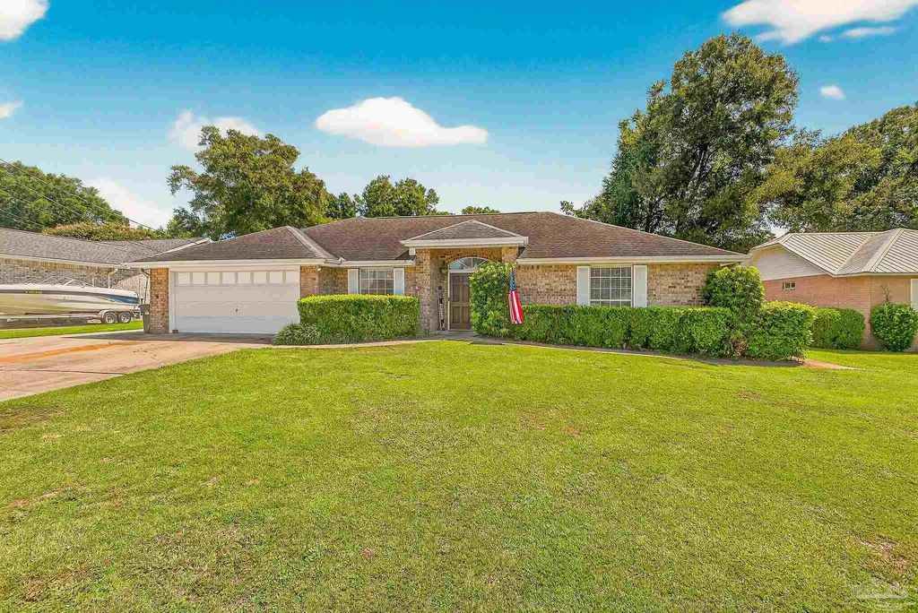 723 Candlestick Pl, Pensacola
