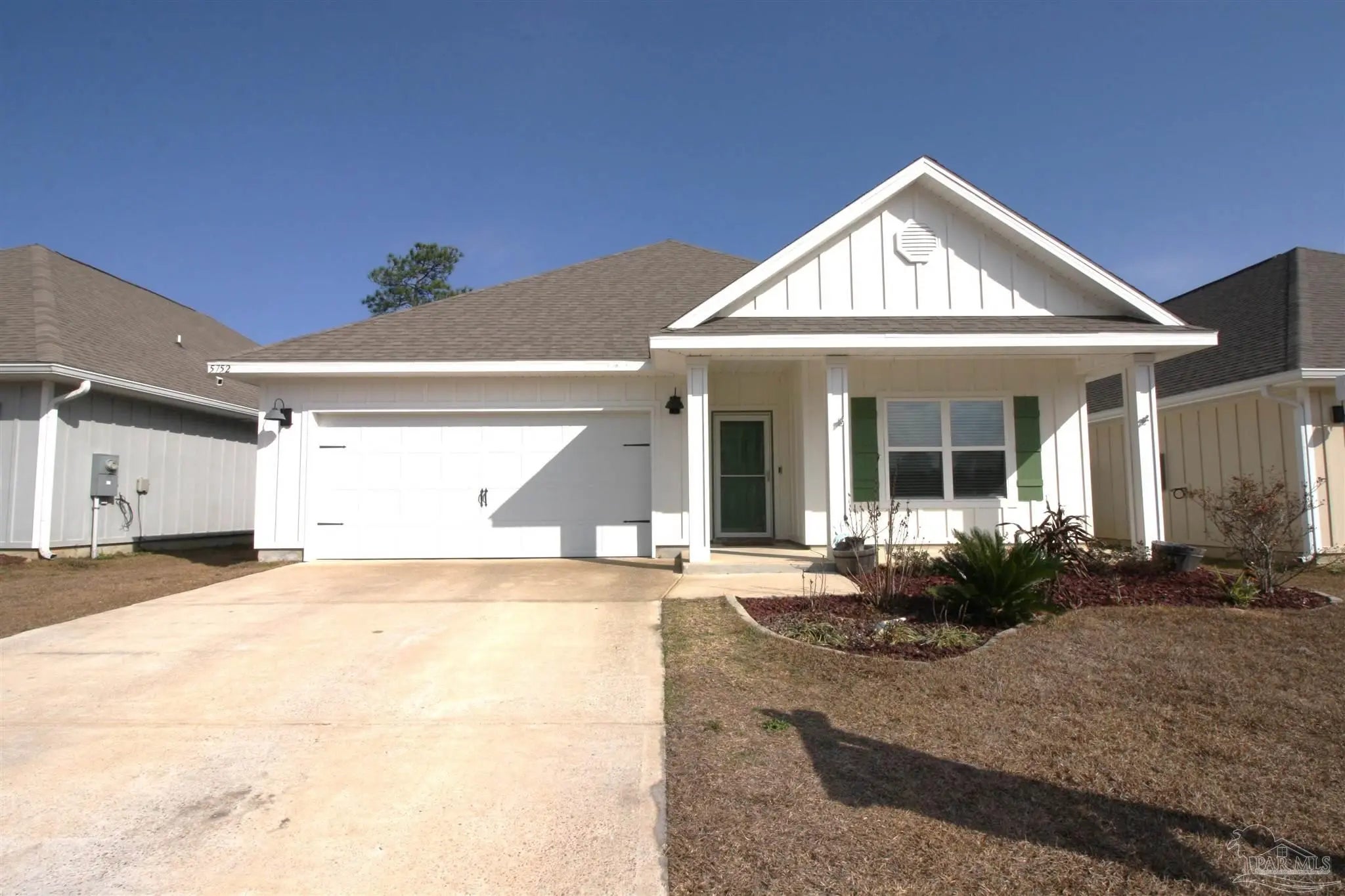 Photo of Listing #675055