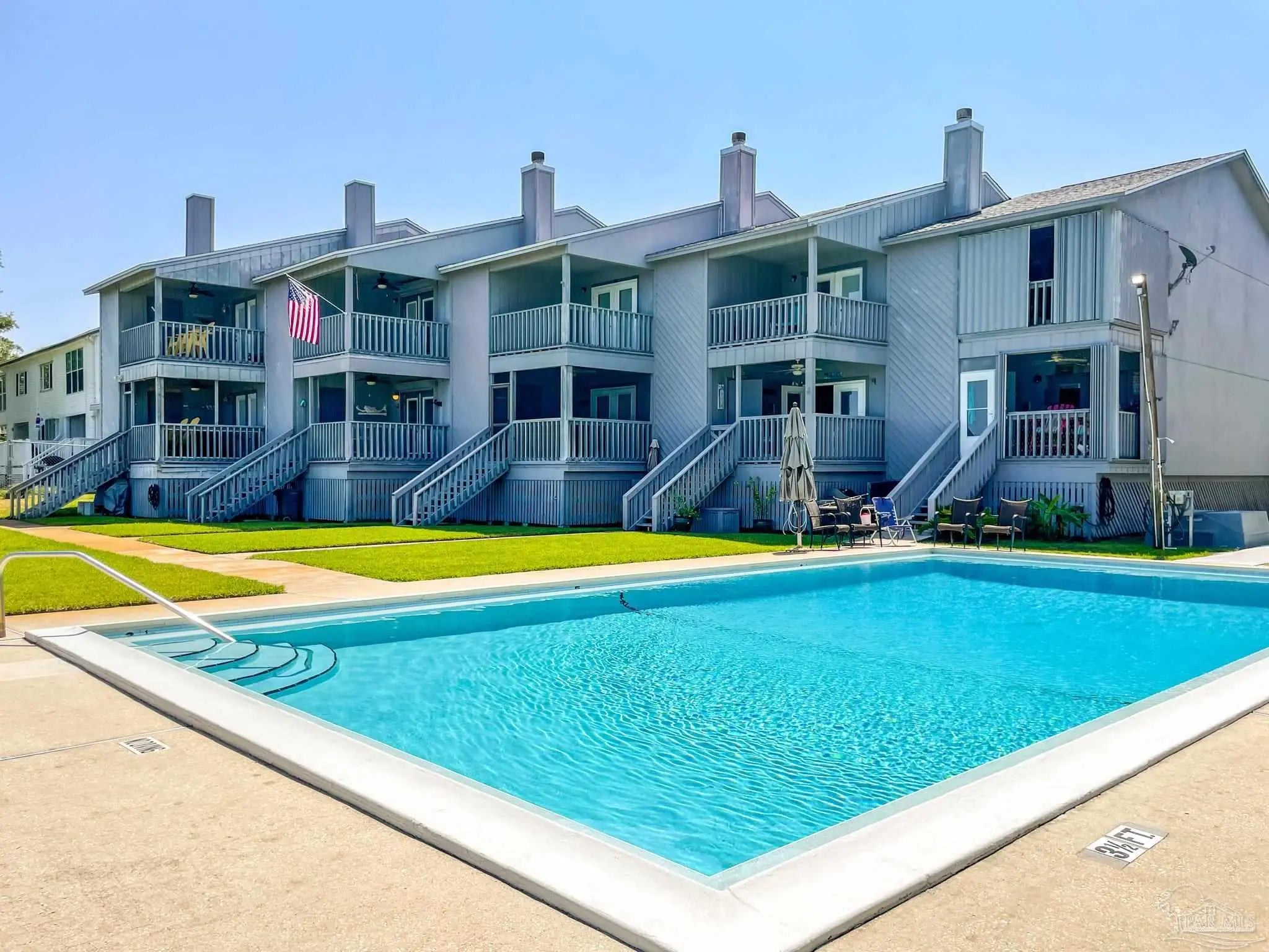 Photo of Listing #665901