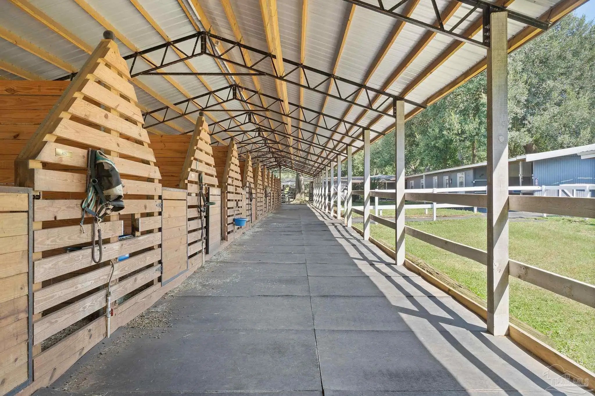 Photo of Listing #671229