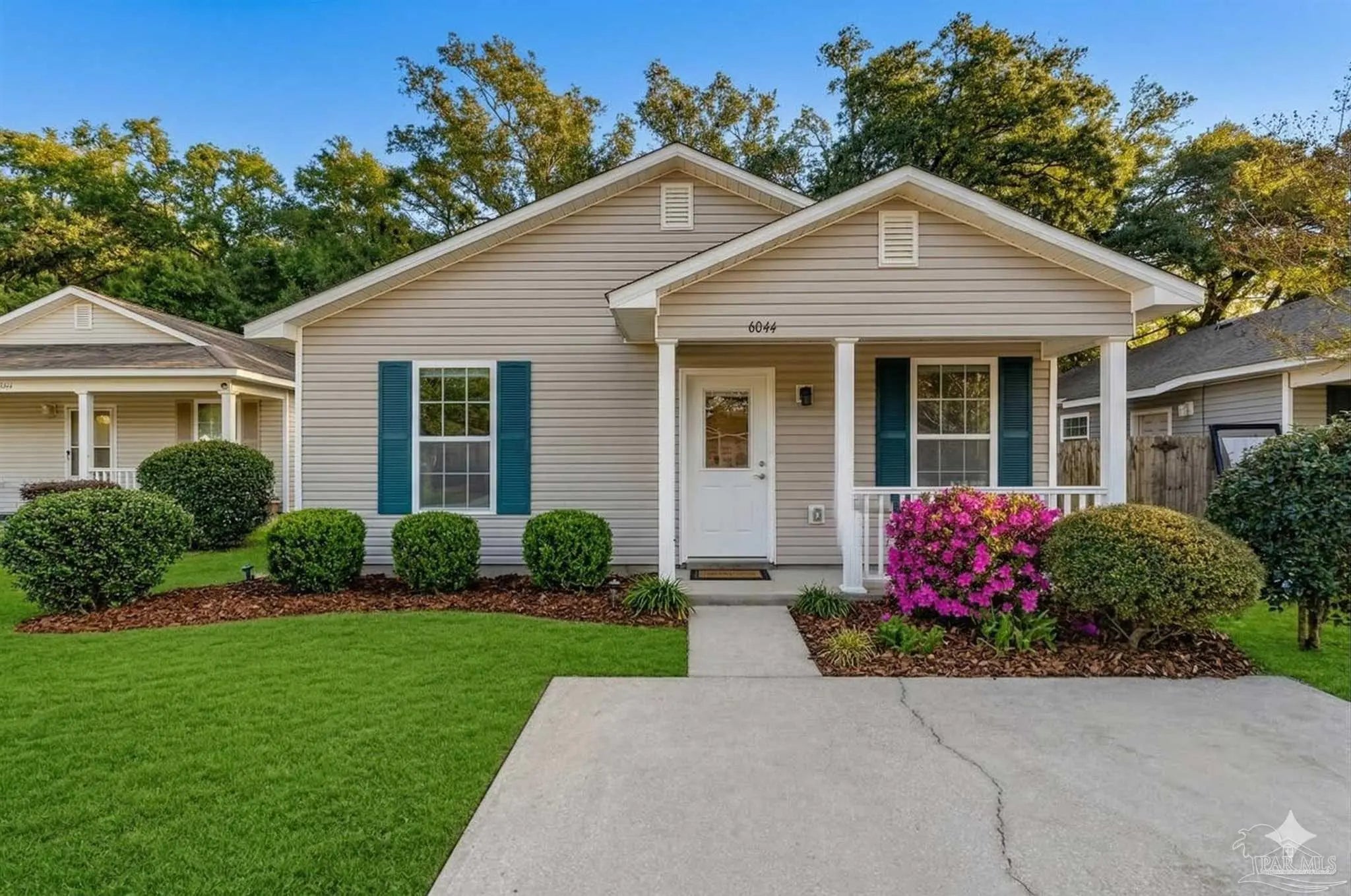 Photo of Listing #679025