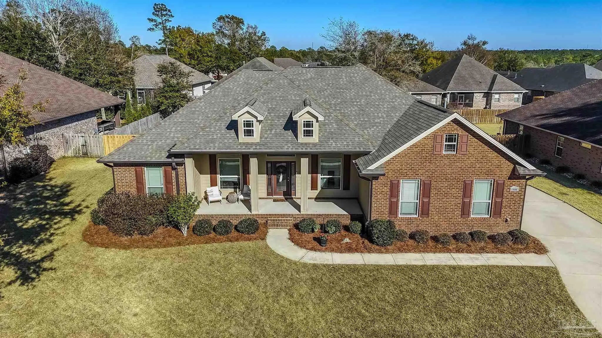 Photo of Listing #677546