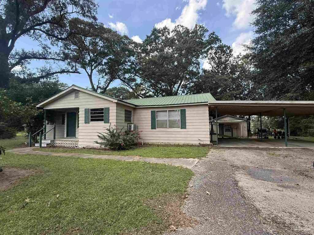4678 Hwy 4, Jay