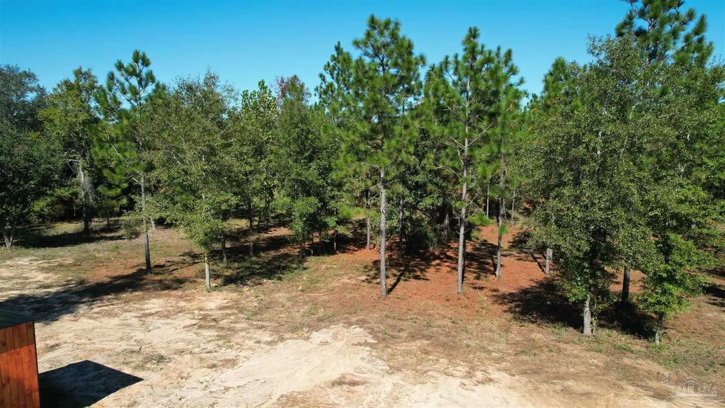 3404 Yellow Hammer Rd, Pace Property Listing: MLS® #673246