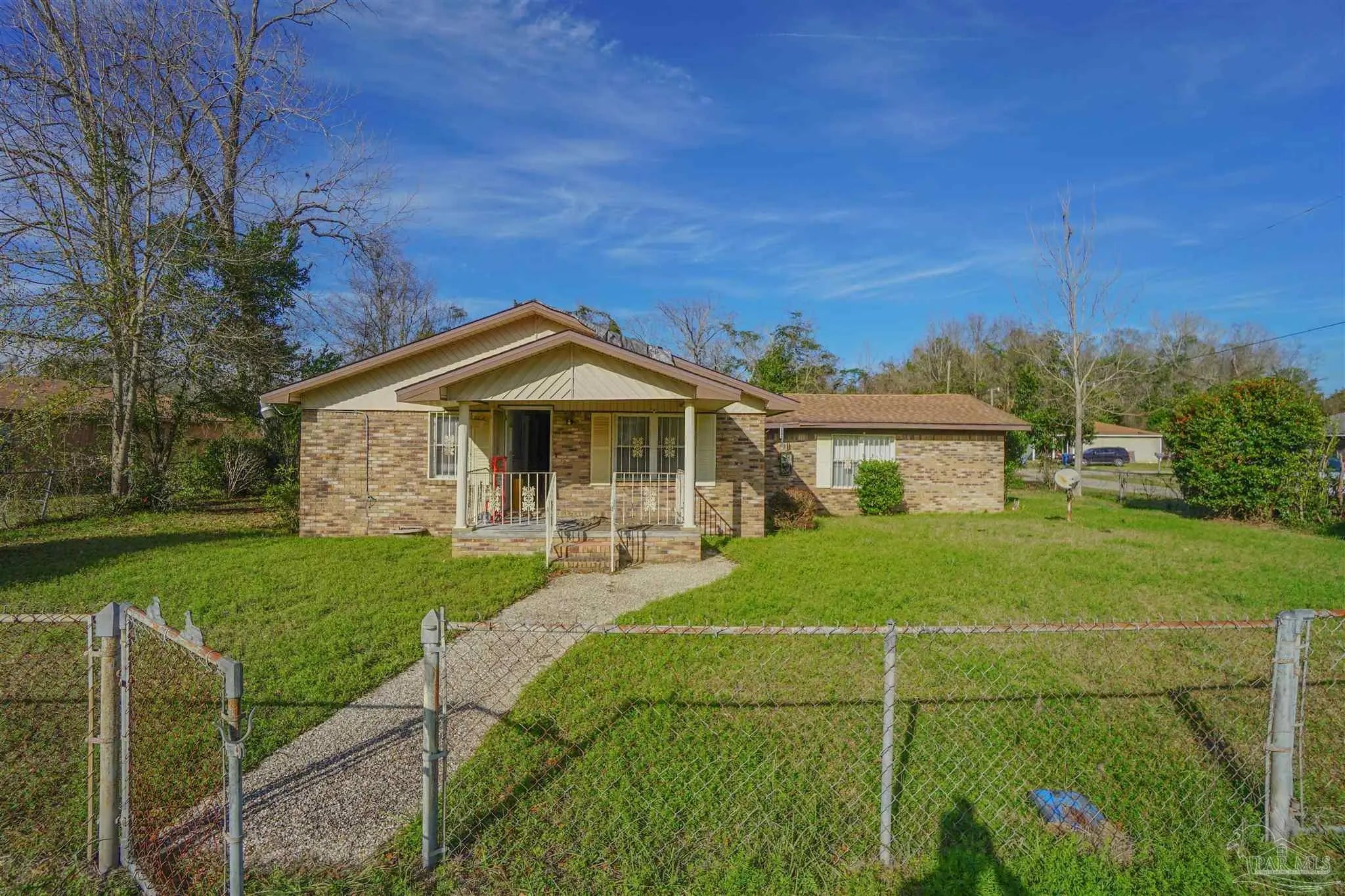 Photo of Listing #676330