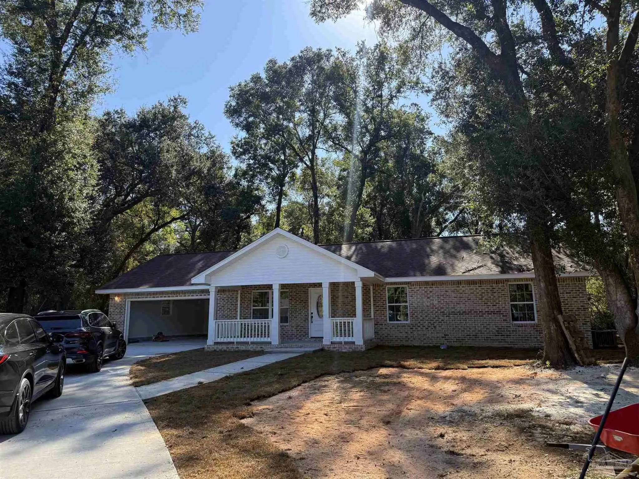 Photo of Listing #673992