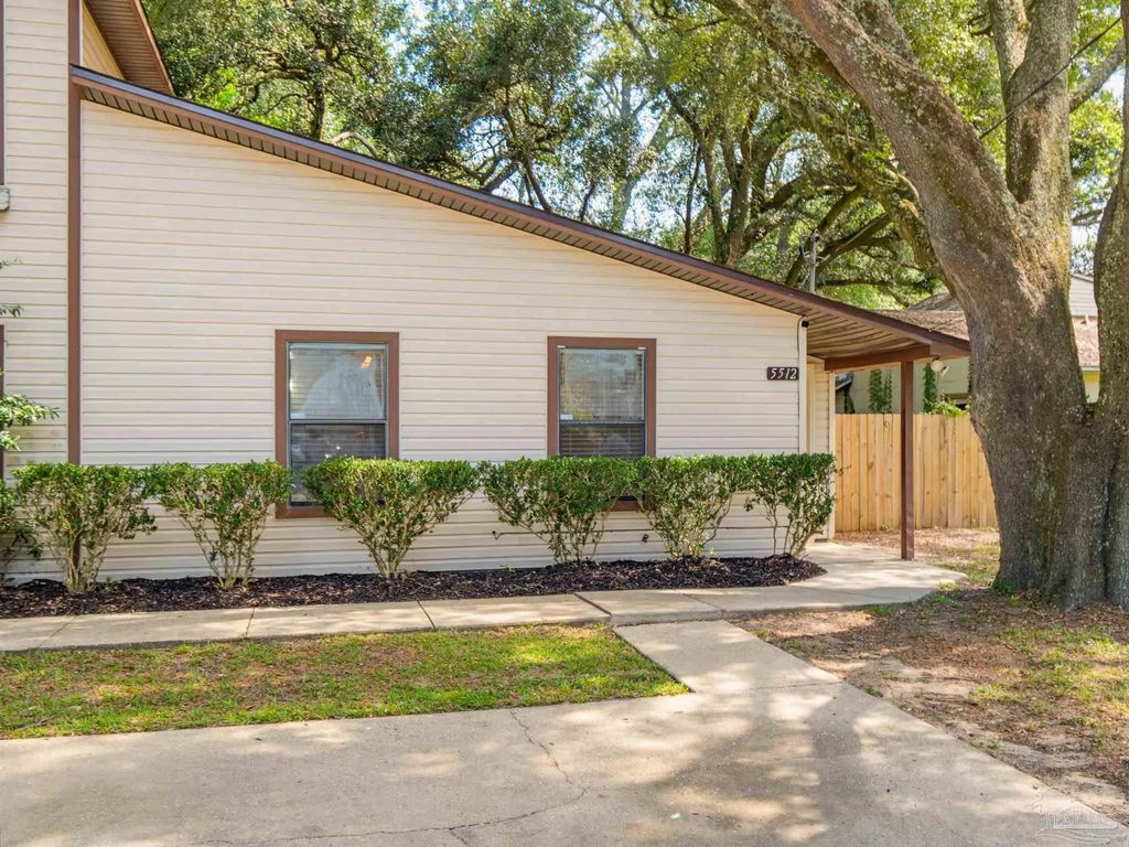 5512 Woodsman Ct, Pensacola