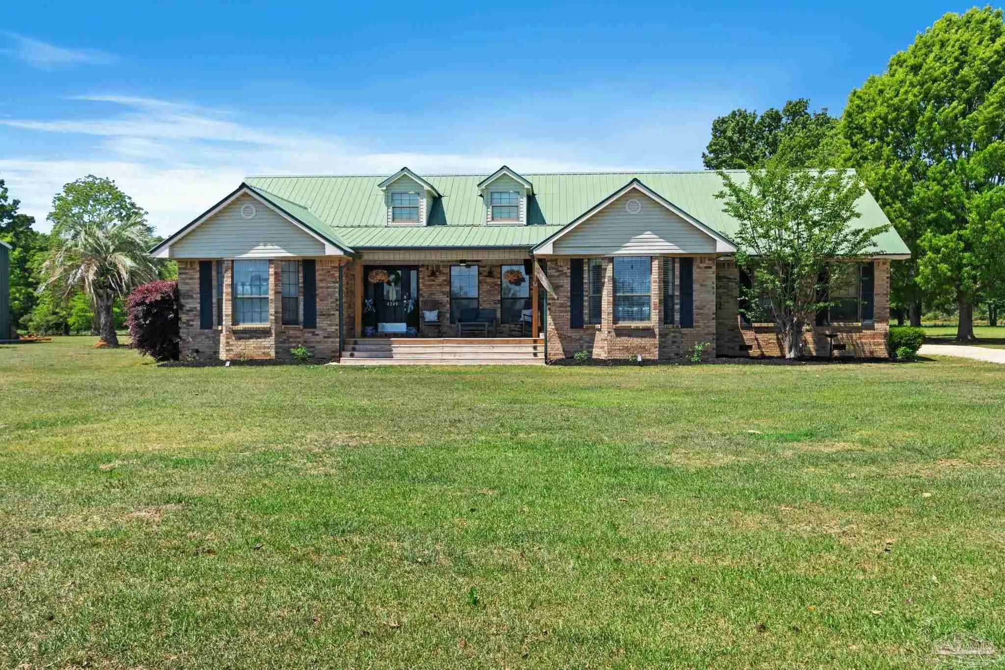 Photo of Listing #681375